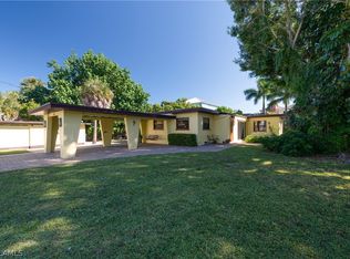 240 Palermo Cir, Fort Myers Beach, FL 33931
