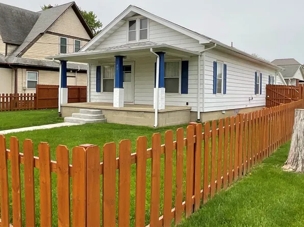 601 S Maple St, Effingham, IL 62401