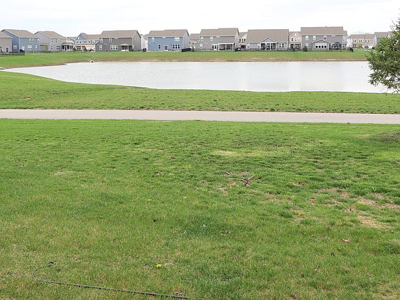 4th image of 8846 Springbrook Dr