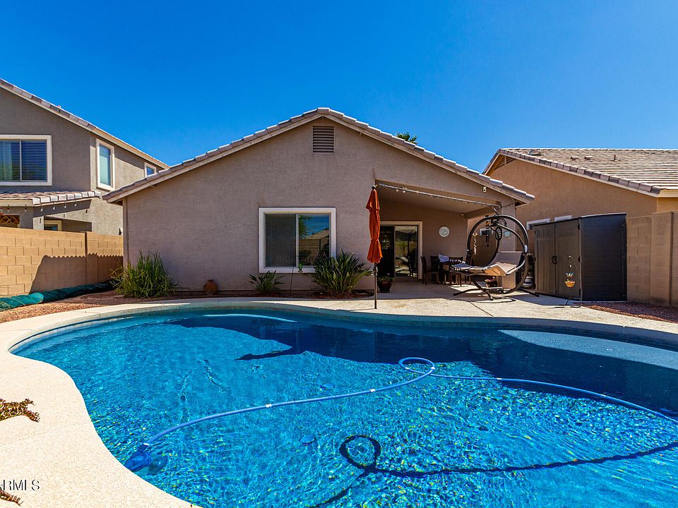 1st image of 136 W YELLOW BEE Drive