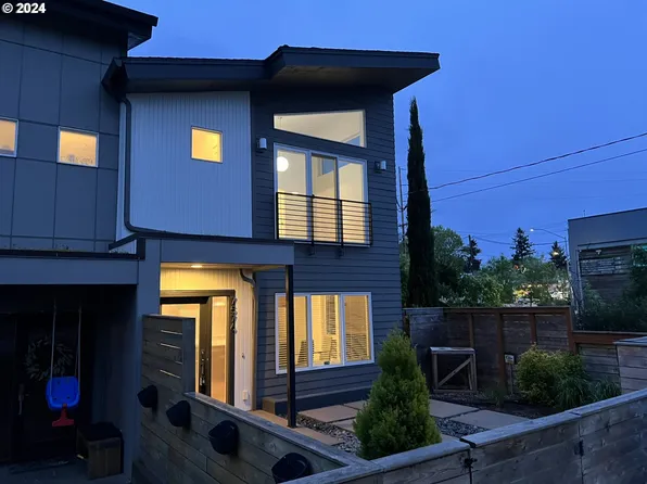 7576 N Curtis Ave, Portland, OR 97217