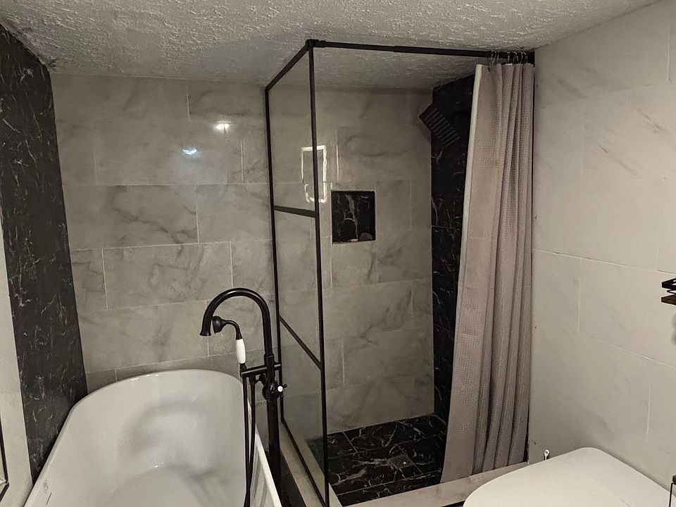 1st image of 1905 9th Ave N #1-B