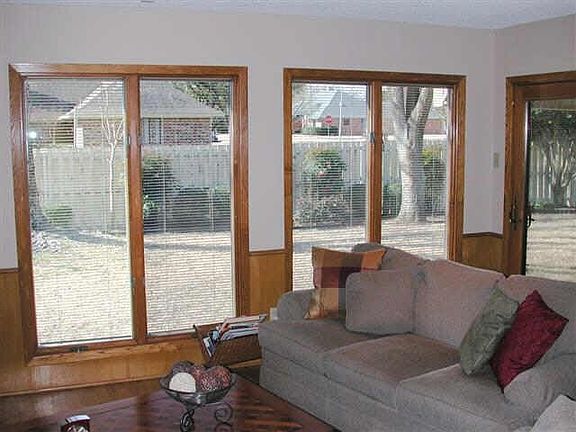 4th image of 1802 Drew Ln