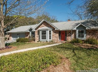 417 Zephyr Dr, Windcrest, TX 78239