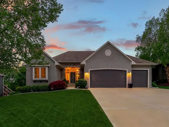 20507 W 80th St, Shawnee, KS 66218