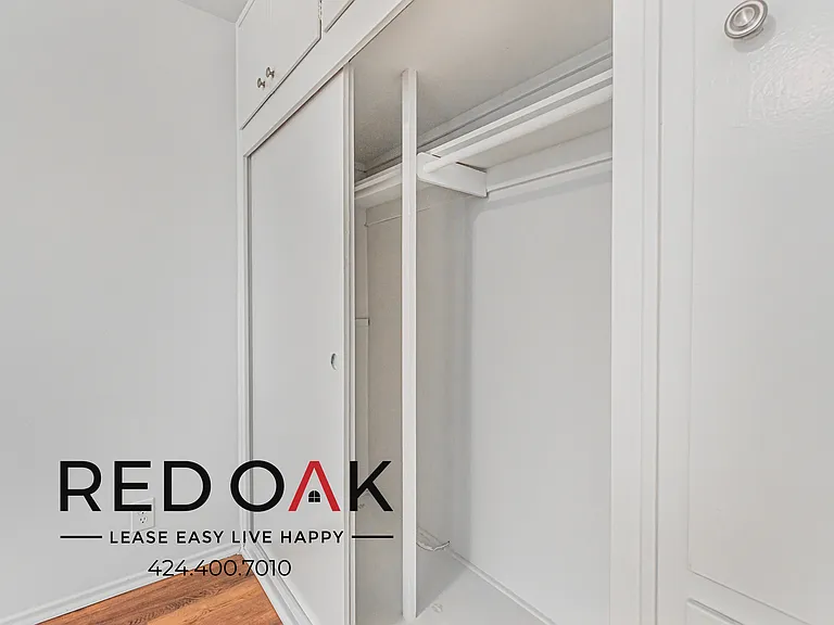 1016 N Edinburgh Ave #9 — Photo 14