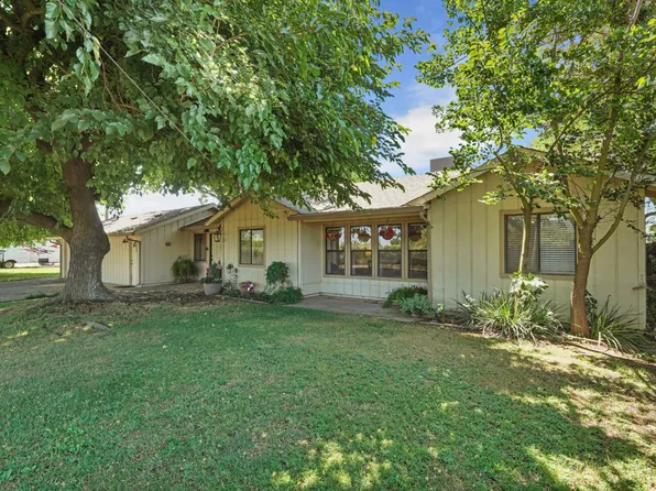 2356 E Druet Ln, Lodi, CA 95242