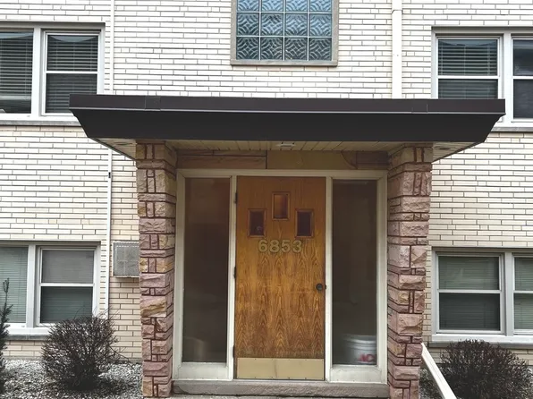 6853 N Olmsted Ave #1B, Park Ridge, IL 60631