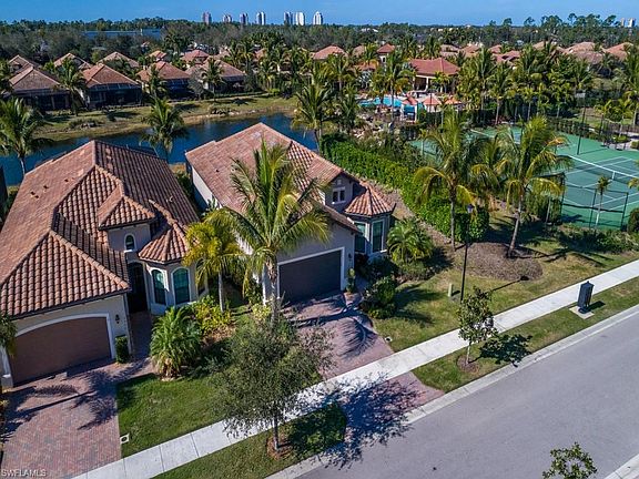 2nd image of 9336 Isla Bella Cir