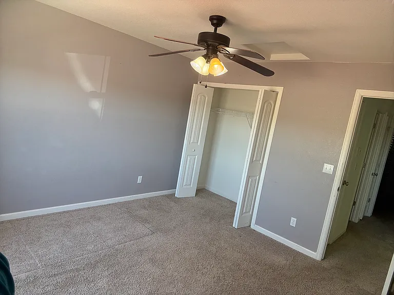 883 E Cholla Plz — Photo 6