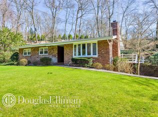 11 Dunlop Rd, Huntington, NY 11743