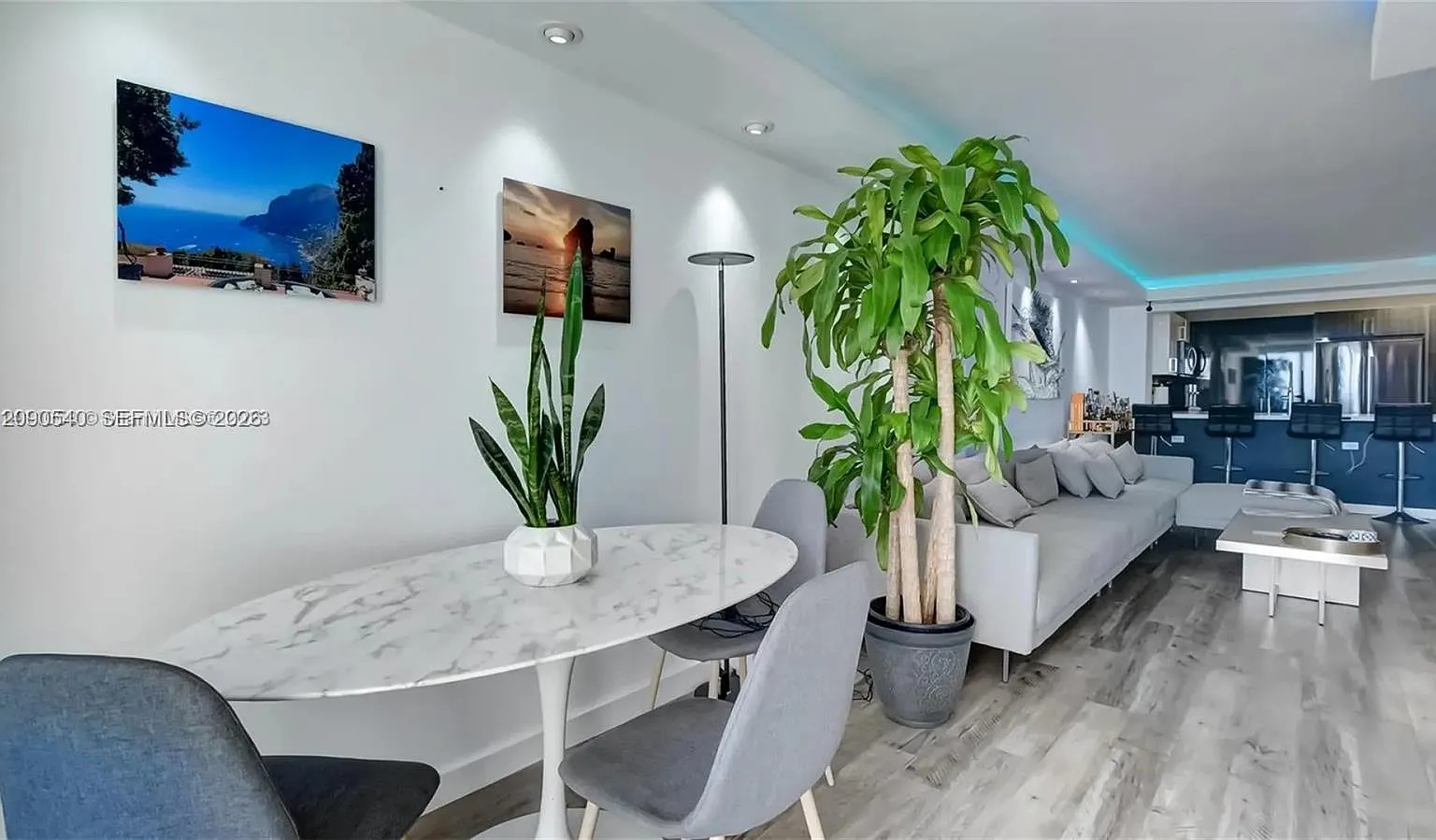 Ocean Park Condo — Photo 2