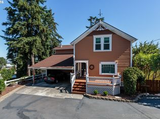 109 W D St, Rainier, OR 97048