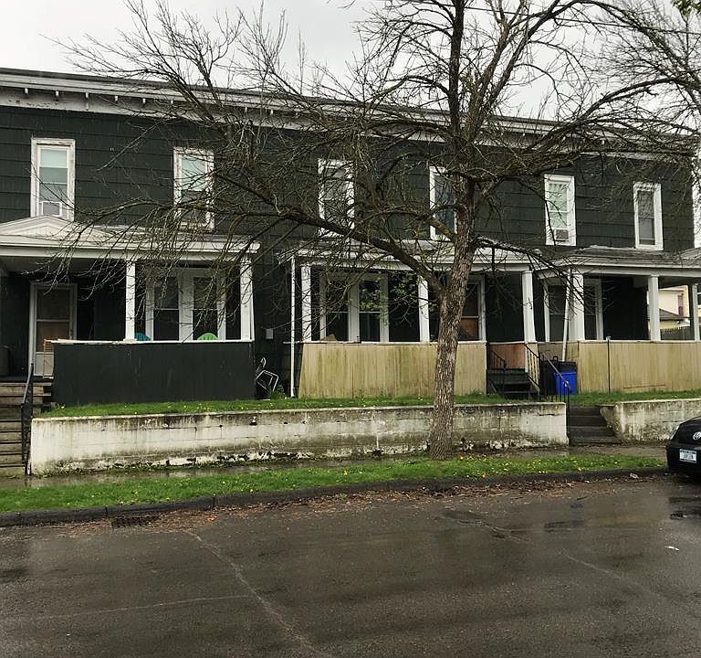 1st image of 352-356 E Center St