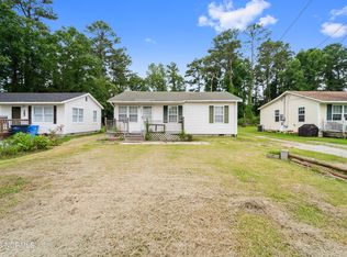 139 Lakewood Dr, Jacksonville, NC 28546