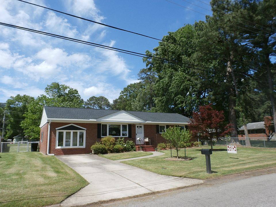 1st image of 5600 Bingham Dr