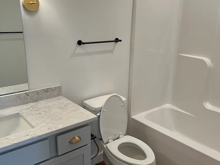 2526 Arlene Pl — Photo 6