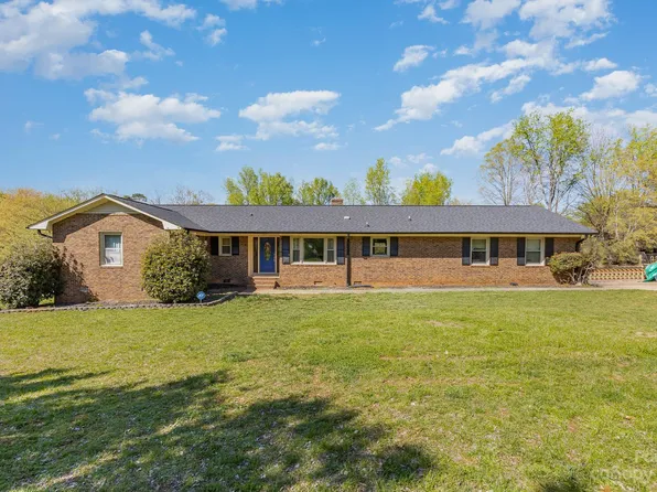 3118 Crow Rd, Monroe, NC 28112