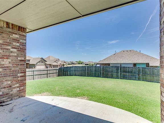 5th image of 3412 Ontario Cir