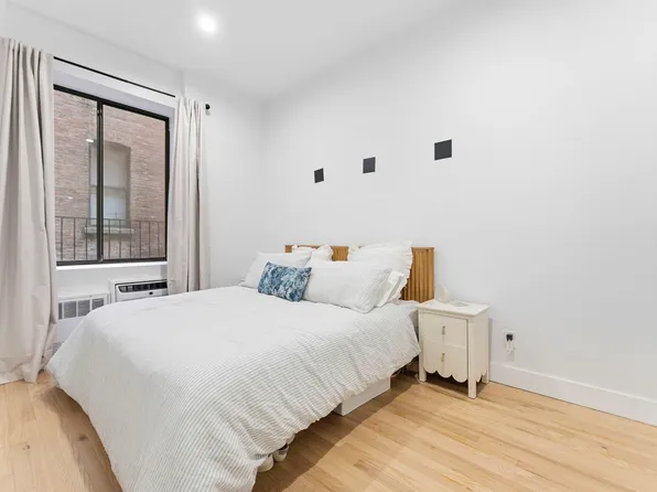 310 West 80th Street image 1 of 7