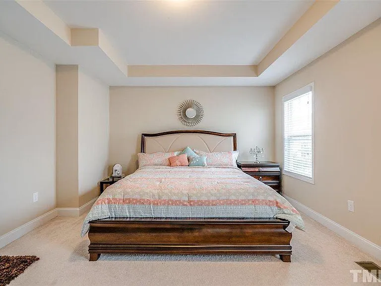 1114 Oatney Ridge Ln — Photo 8