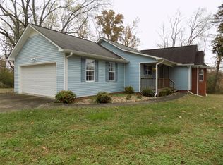 1425 Hammerhill Rd, Athens, TN 37303