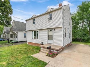 923 Davies Ave, Akron, OH 44306