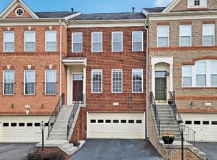 22088 Avonworth Sq, Ashburn, VA 20148