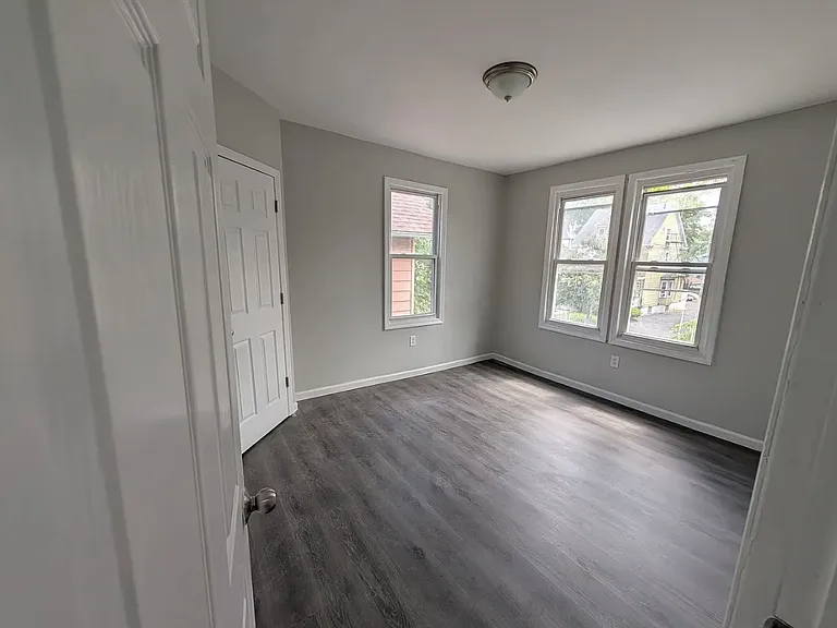 295 S Clinton St #202 — Photo 2