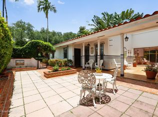 1550 S Greenway Dr, Coral Gables, FL 33134