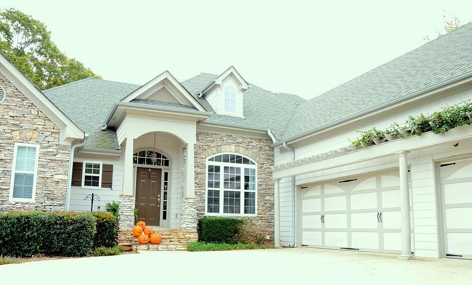 1st image of 3475 Hickory Lake Dr