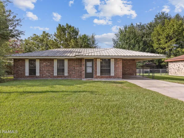 217 Auburn Dr, Carencro, LA 70520