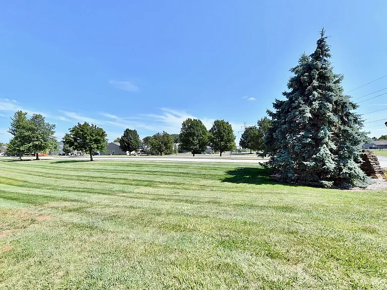 8030 Cork Bend Ln — Photo 38