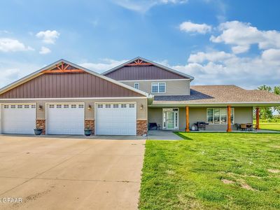 3350 Lucke Ln W, Grand Forks, ND, 58201