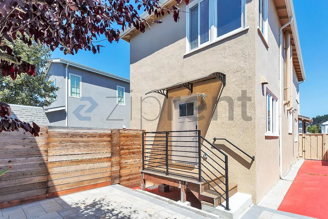 2 bed, 800 sqft, $3,200 — Photo 4