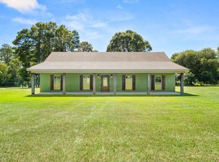 206 Maple Ln, Deridder, LA 70634
