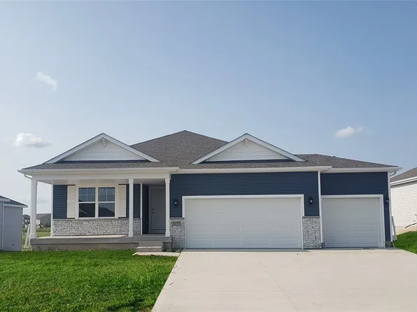 713 Chayse St SW, Bondurant, IA 50035