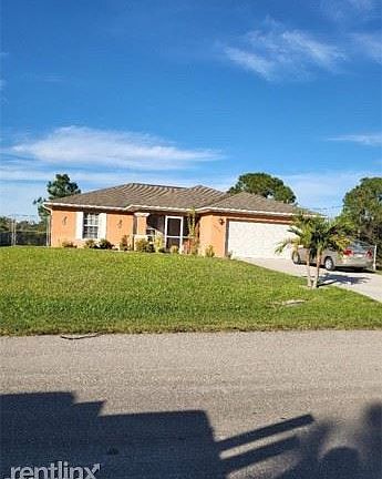 3rd image of 3204 41st St W