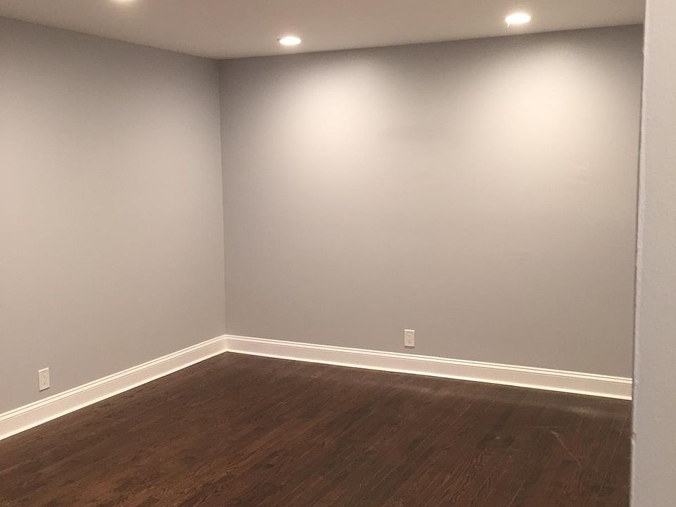 1st image of 4849 Elm St #C