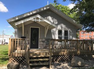 158 E Randolph St, Nappanee, IN 46550