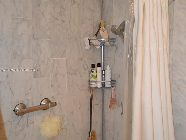 3932 Estepona Ave #7D5 — Photo 19