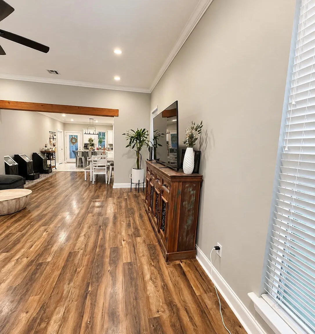 3 bed, 1590 sqft, $2,100 — Photo 4