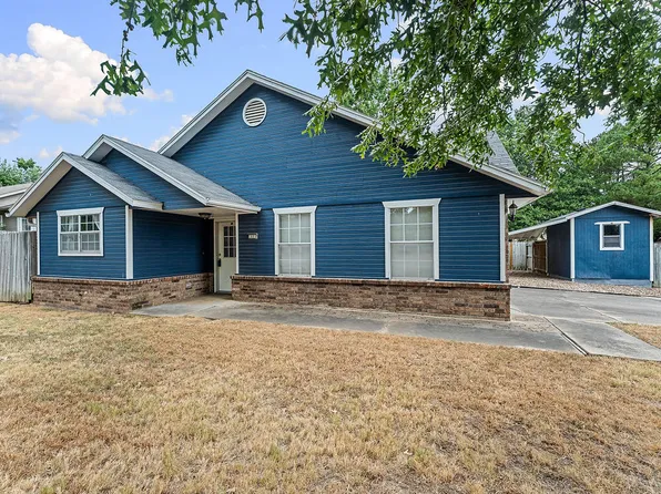 1600 S 26th Pl, Rogers, AR 72758