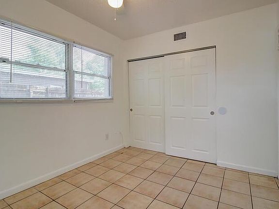 5th image of 2304 E Liberty St