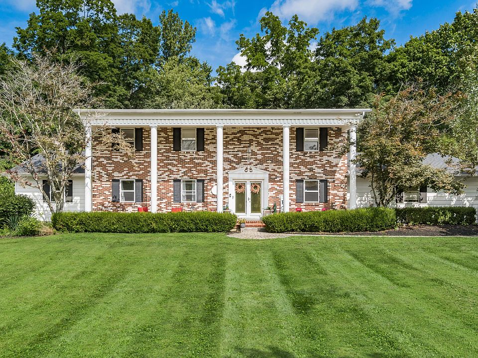 1st image of 8972 Charington Ct