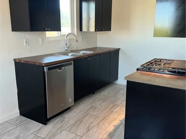 454 East Ave #Q3-8, Palmdale, CA 93550