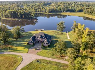 140 Lake Shore Ln, Henderson, TN 38340