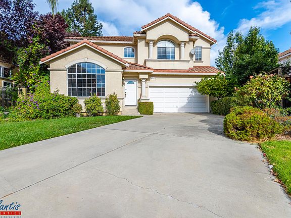 2nd image of 3661 Warbler Ave