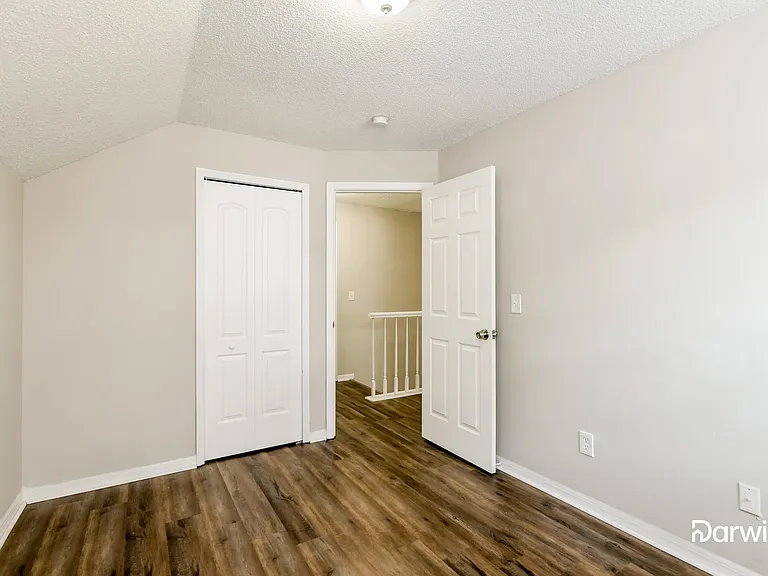 1237 S Park Ave — Photo 13