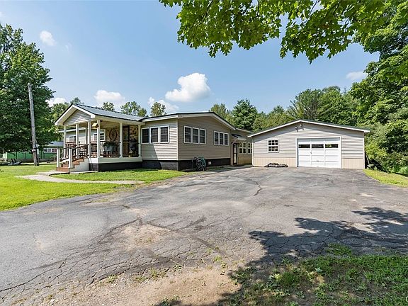 3rd image of 23819 Alexandria Street Rd
